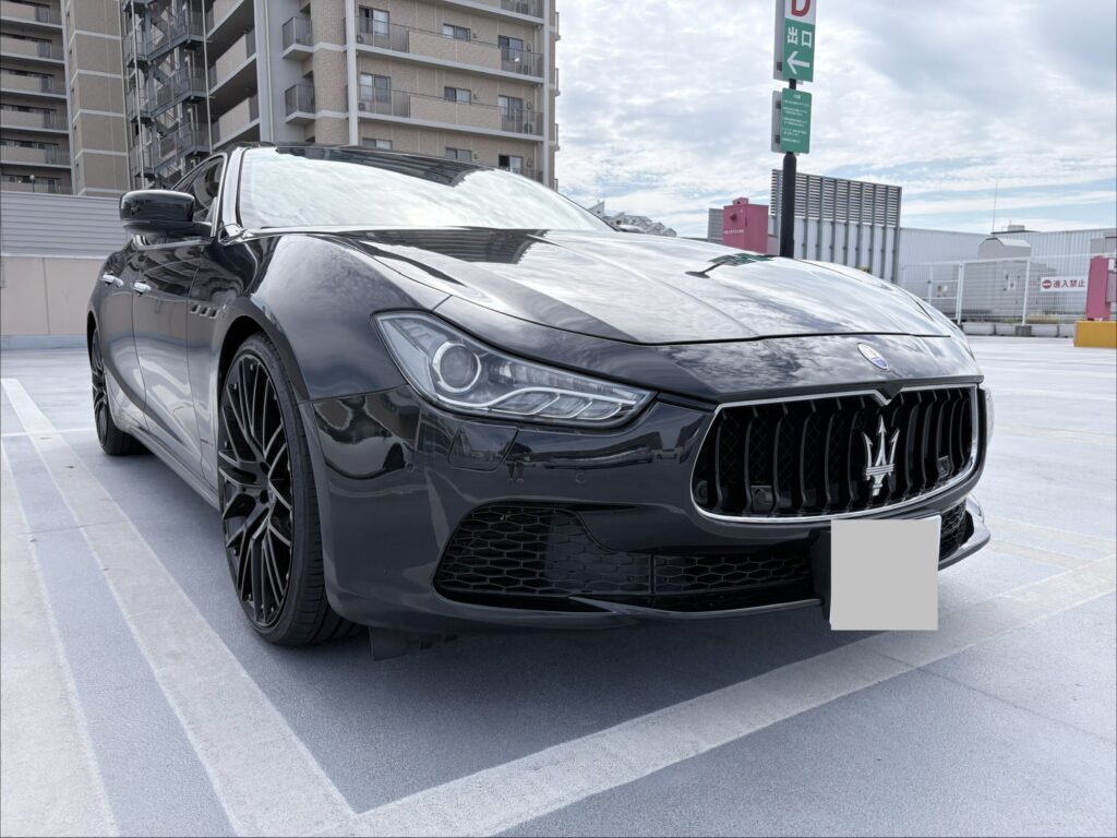 大阪市で中古車販売・買取のデコポン車高価買取H26年マセラティギブリ