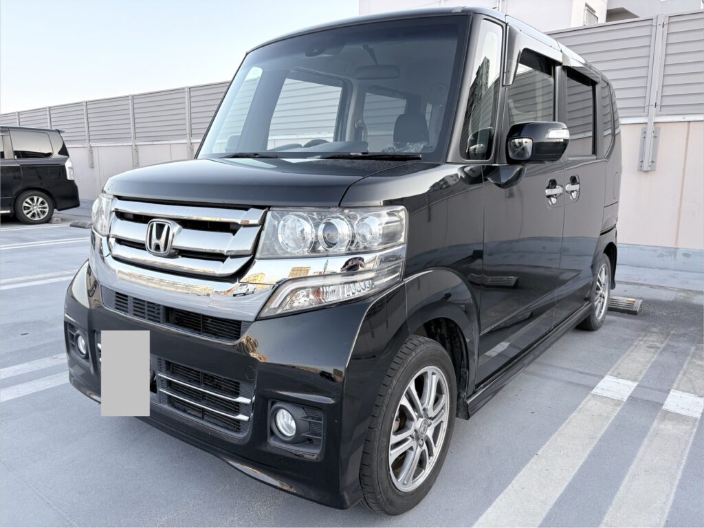 大阪市城東区で中古車買取、販売をしているデコポンですN-BOXカスタム